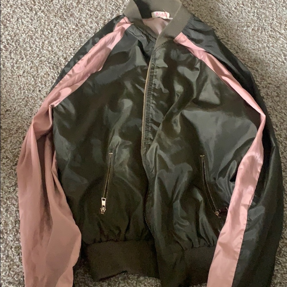 Agaci bomber jacket size smal green and mauve cute